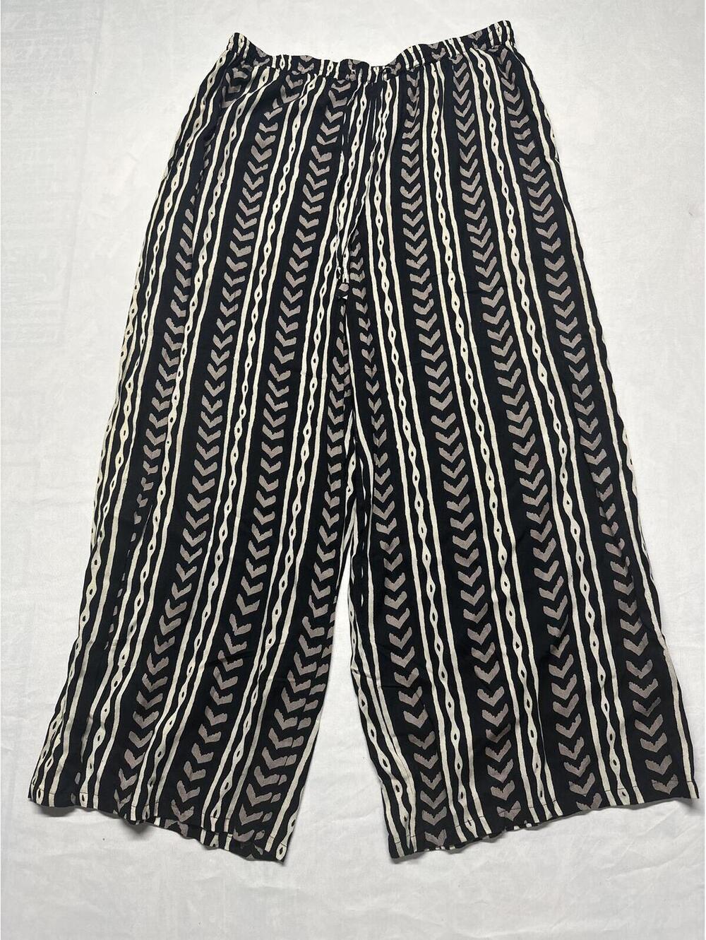 Orvis Womens Boho Wide Leg baggy Geometric Print Pants Size Small